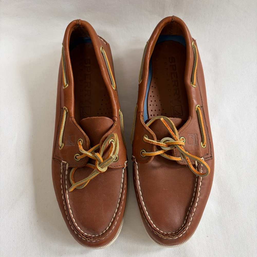 Sperry Authentic Original Leather Boat Shoes Moccasins 
Size 10 Brown